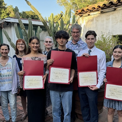 2CD76842-4E89-450A-BCDE-73248F9C7107_1_201_a